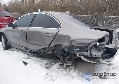 2007 Volvo S80 3.2 из США, поврежденный, VIN YV1AS982371026969